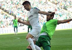Bursaspor'da Emre TaÅdemir tedavi için Katar'a gitti