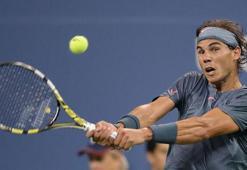 Nadal ve Federer zorlanmadan geçti