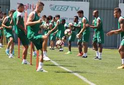 Bursaspor'da yeniler ilk çalışmaya çıktı
