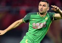 Burak Yılmaz'ın formasına göz dikti!
