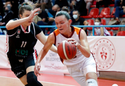 Galatasaray, derbide Beşiktaş'ı devirdi: 80-72