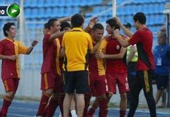 Genç Aslanlar Barça'yı devirdi