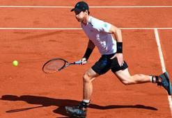 Murray, Brown'ı rahat geçti