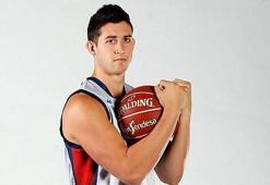 Angelo Caloiaro Banvit'te