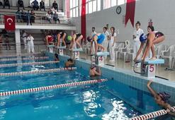 Yüzme yarışlarına 10 kulüpten 149 sporcu katıldı
