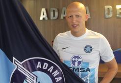 Adana Demirspor, Sezer Özmen'i renklerine bağladı