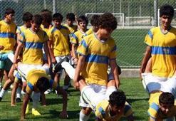 Buca Juniors İngiltere'ye gitti