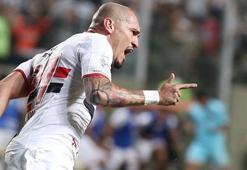 Galatasaray'a Maicon müjdesi