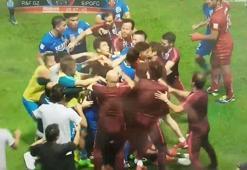 Çin'de saha karıştı!