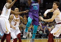 Cedi'den Hornets'a karşı 9 sayı