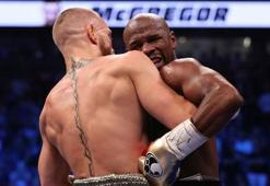 Mayweather-McGregor boks maçını kim kazandı?