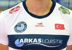 Arkasspor'da Sanchez ve Bravo kaldı