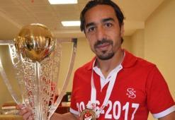 Altay İbrahim Öztürk ile sözleşme imzaladı