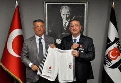 Sompo Sigorta, Beşiktaş'ın şort ve konç sponsoru oldu