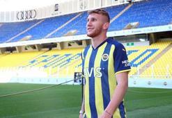 Burak Kapacak: Fenerbahçe camiası çok büyük bir camia