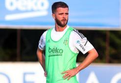 Beşiktaş'ın yeni transferi Pjanic: Koeman'lı Barcelona'da kalamazdım