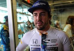Fernando Alonso, Indianapolis 500 yarışını tamamlayamadı