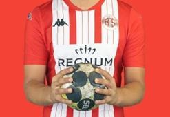 Antalyaspor'da 7 imza birden!