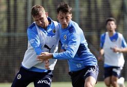 Fenerbahçe'de Sivasspor maçı hazırlıkları sürüyor