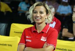 Pelin Çelik, hem TVF'de hem de Fenerbahçe'de görev alacak