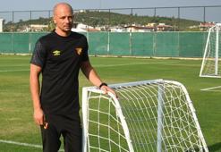 Göztepe'de Nestor El Maestro, sahaya indi