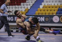 Serbest Güreş Müsabakaları'nda yarı finalistler belli oldu