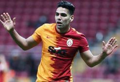 Radamel Falcao Galatasaray'dan ayrıldı! Rayo Vallecano'ya transfer oluyor...