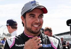 Sergio Perez, 2022'de Red Bull-Honda F1 Takımı'nda kalıyor
