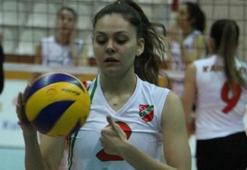 Karşıyaka voleybolda Elif Öner ile yollar ayrıldı