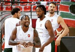 Pınar Karşıyaka'da kadro tamamlanıyor