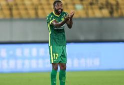 Fenerbahçe ve Trabzonspor'un ilgilendiği Bakambu için Sevilla devrede