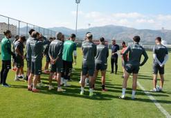 Nazilli Belediyespor, 3 isimden kulüp bulmalarını istedi