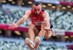 Üç adım atlama finalinde mücadele eden milli atlet Necati Er, olimpiyat 6'ncısı oldu
