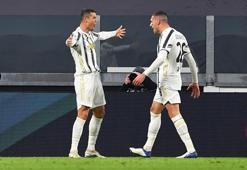 Cristiano Ronaldo, Juventus'tan ayrılan Merih Demiral'a veda etti