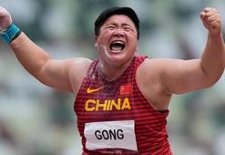 Kadınlar gülle atmada Çinli sporcu Lijiao Gong, şampiyon oldu