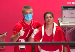 Busenaz Sürmeneli'nin yarı finale çıktığı o an!