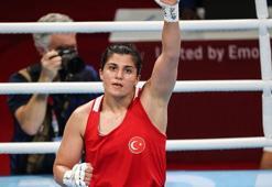 Tokyo Olimpiyatları'nda Busenaz Sürmeneli yarı finale çıktı ve tarihe geçti