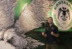 Konyaspor Endri Çekiçi'yi transfer etti