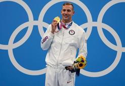 100 metre serbestte ABD'li Caeleb Dressel'dan olimpiyat rekoru