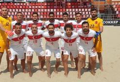 Türkiye Plaj Futbolu Milli Takımı, Umman'a farklı yenildi