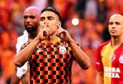Galatasaray'da 4 yıldız yolcu: Falcao, Feghouli, Diagne, Babel