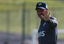 Fenerbahçe'de son dakika haberi! Pereira 5 oyuncunun biletini kesti...