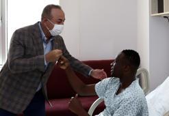 Bakan Çavuşoğlu, Alanyasporlu Babacar'ı ziyaret etti