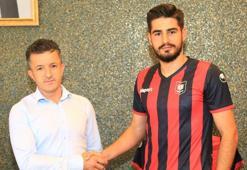 Uşakspor'da çifte imza