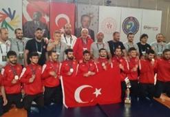 İşitme Engelliler Dünya Güreş Şampiyonası'nda Türkiye 6 madalya kazandı