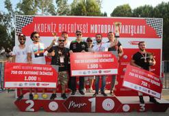 Motodrag yarışları nefesleri kesti
