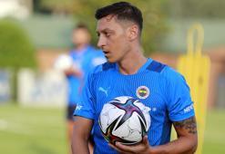 Fenerbahçe idmanında o detay gözlerden kaçmadı!