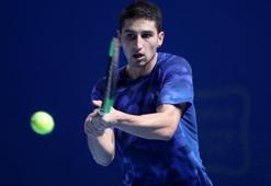 Milli tenisçi Altuğ Çelikbilek, Wimbledon elemelerinde ikinci tura yükseldi
