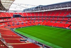 UEFA, yarı final ve final maçlarını Wembley'den almayı planlamıyor