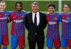 Barcelona, 2021-2022 sezonu formalarını tanıttı